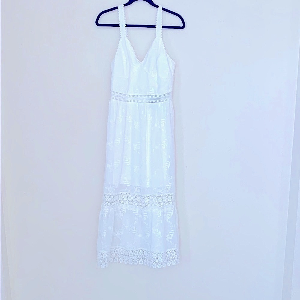 Elegant White Lace Trim Dress
Wedding
Graduation
Summer Vacation